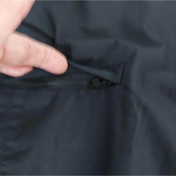 NWT Calvin Klein Shorts Multiple Pockets  BLACK SHORTS Size 2XL - Picture 4 of 9